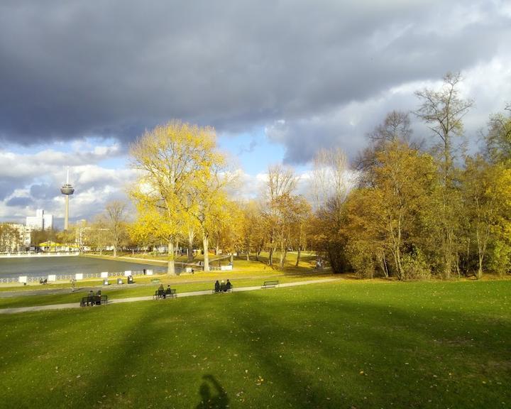 Biergarten am Aachener Weiher